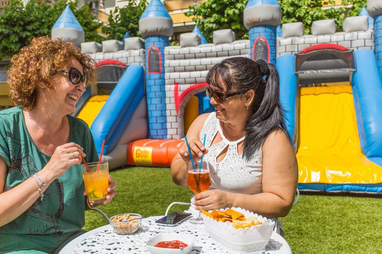 Hotel Ervill Rimini Zewnętrze zdjęcie