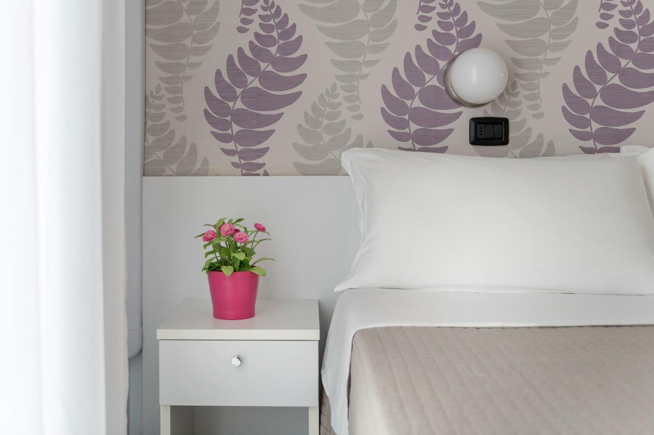 Hotel Ervill Rimini Zewnętrze zdjęcie
